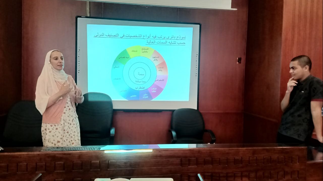 كلية الطب جامعة حلوان تنظم ندوة تثقيفية 