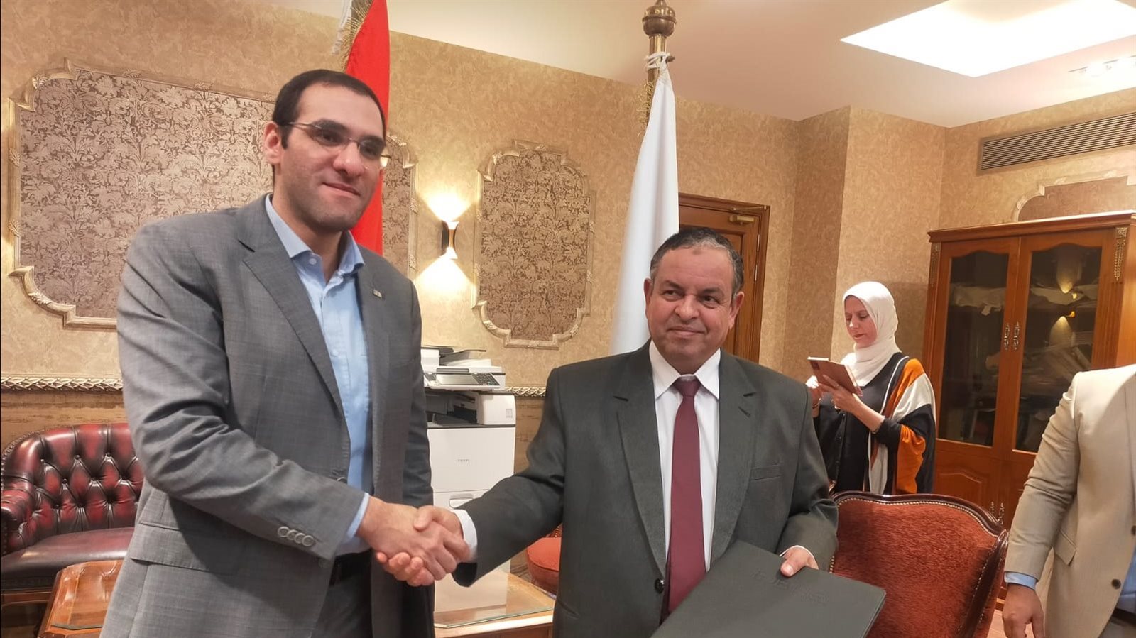 شباب الأعمال و الجمارك