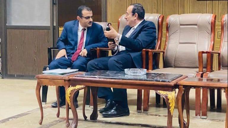 محافظ شمال سيناء يلتقي وكيل آداب العريش