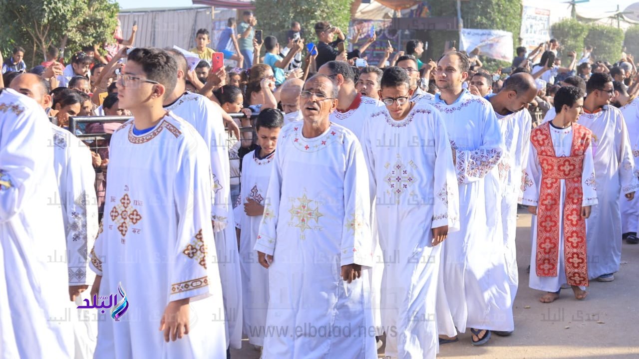 لليوم الثالث.. الآلاف  يحتفلون بمولد «مارجرجس»  في الأقصر