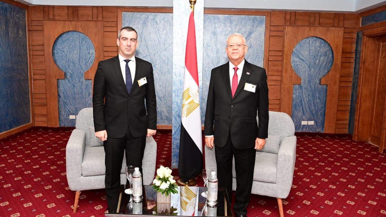 المستشار الدكتور حنفي جبالي رئيس مجلس النواب خلال اللقاء  المستشار الدكتور حنفي جبالي رئيس مجلس النواب خلال اللقاء