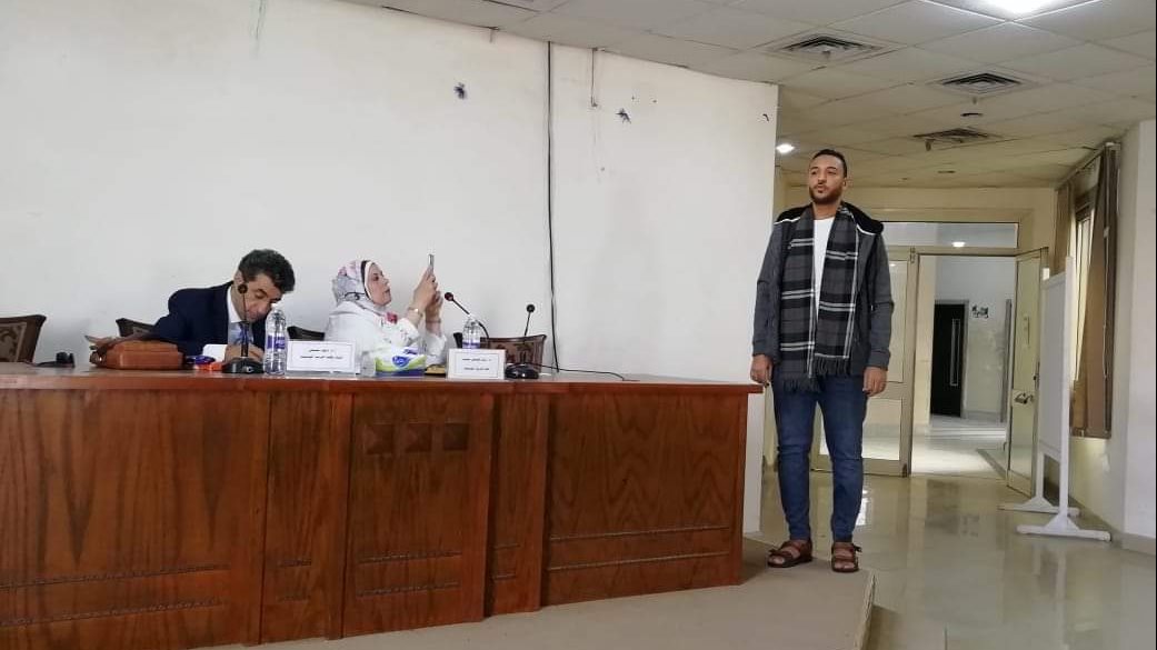 أنس أشرف يفوز في مسابقة الإنشاد الديني بجامعة حلوان