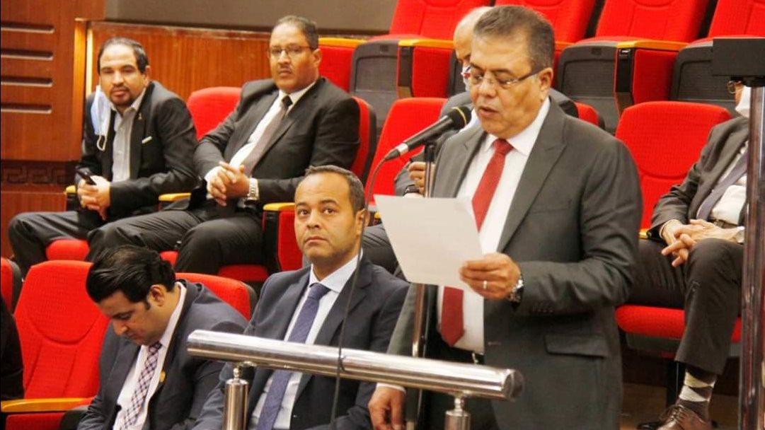 النائب محمود منصور عضو مجلس الشيوخ 