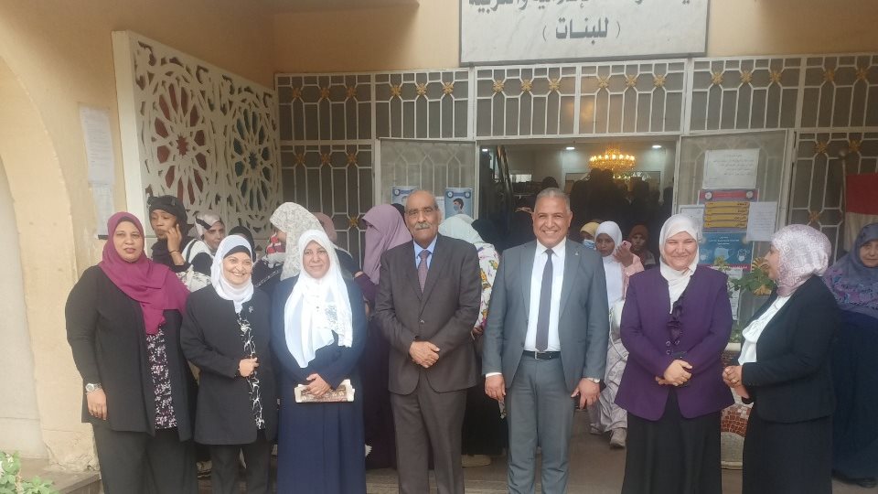 افتتاح المعرض الرابع للكتاب