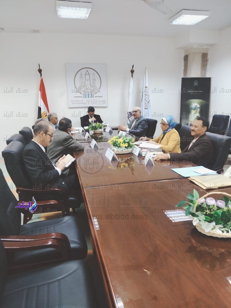 كلية الآثار بجامعة عين شمس