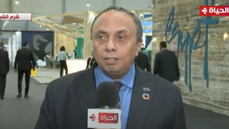  عمرو زكريا