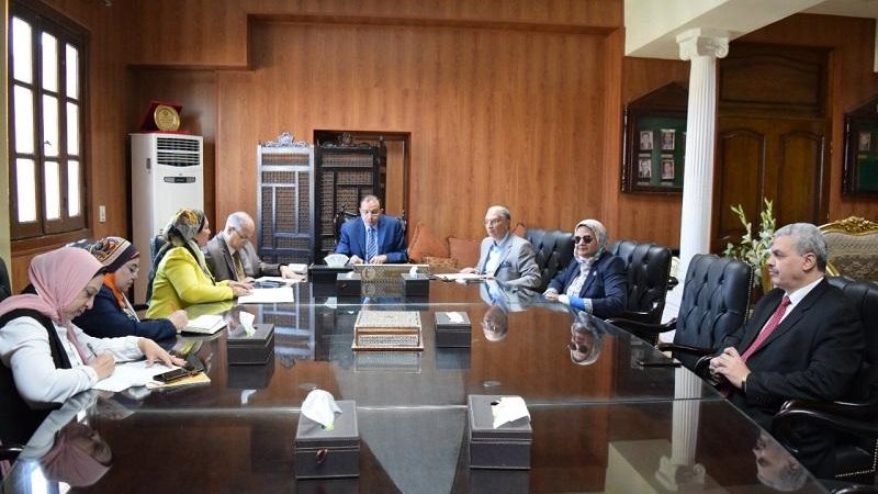 رئيس جامعة بني سويف 