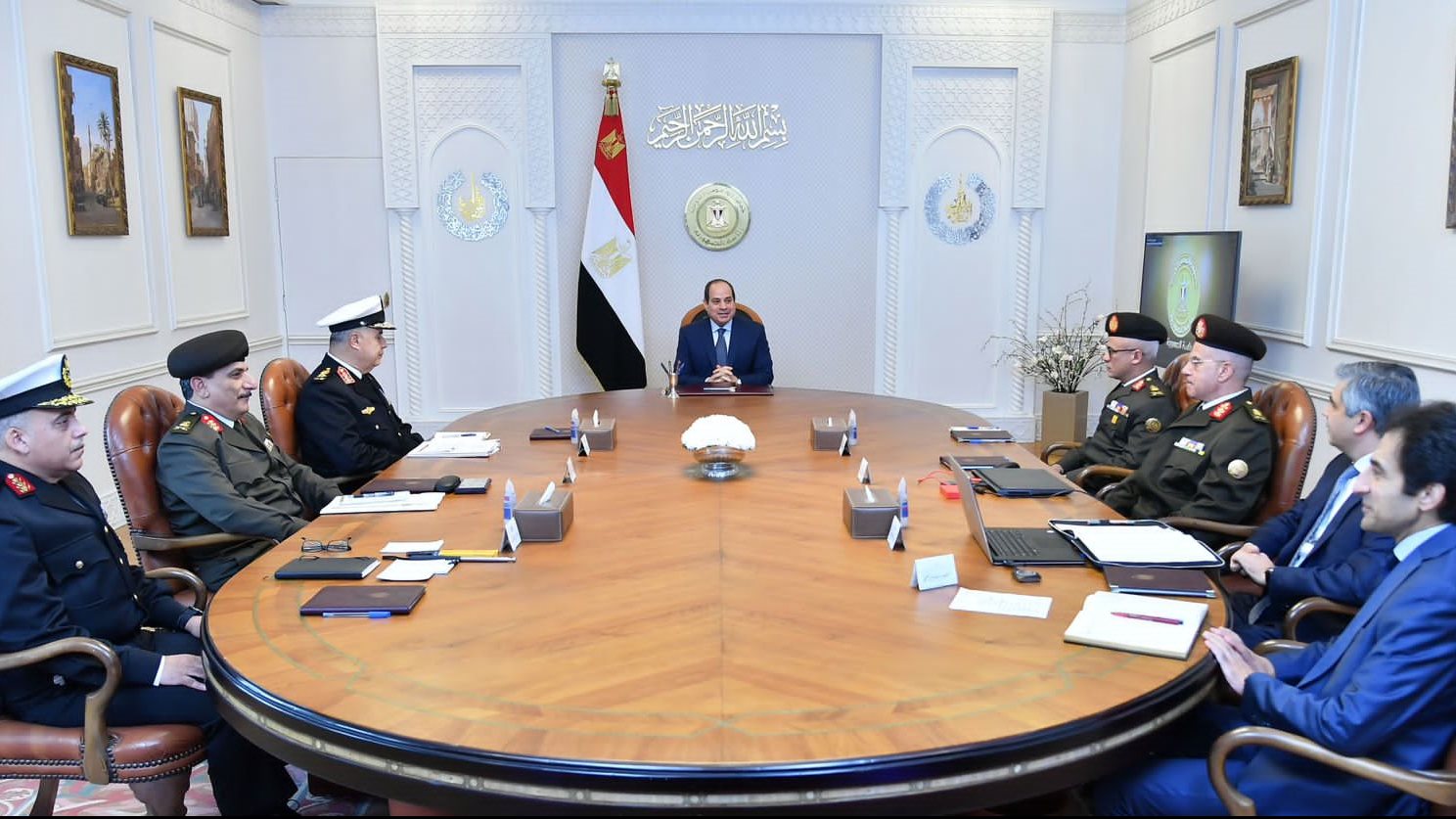 الرئيس عبد الفتاح السيسي الرئيس عبد الفتاح السيسي