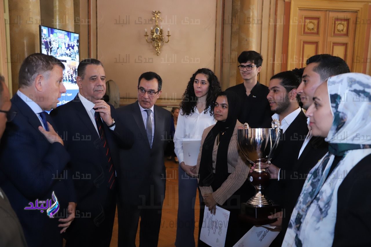 تكريم طلاب فريق Enactus جامعة عين شمس