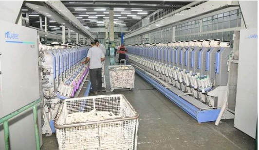 اكبر مصنع للغزل والنسيج