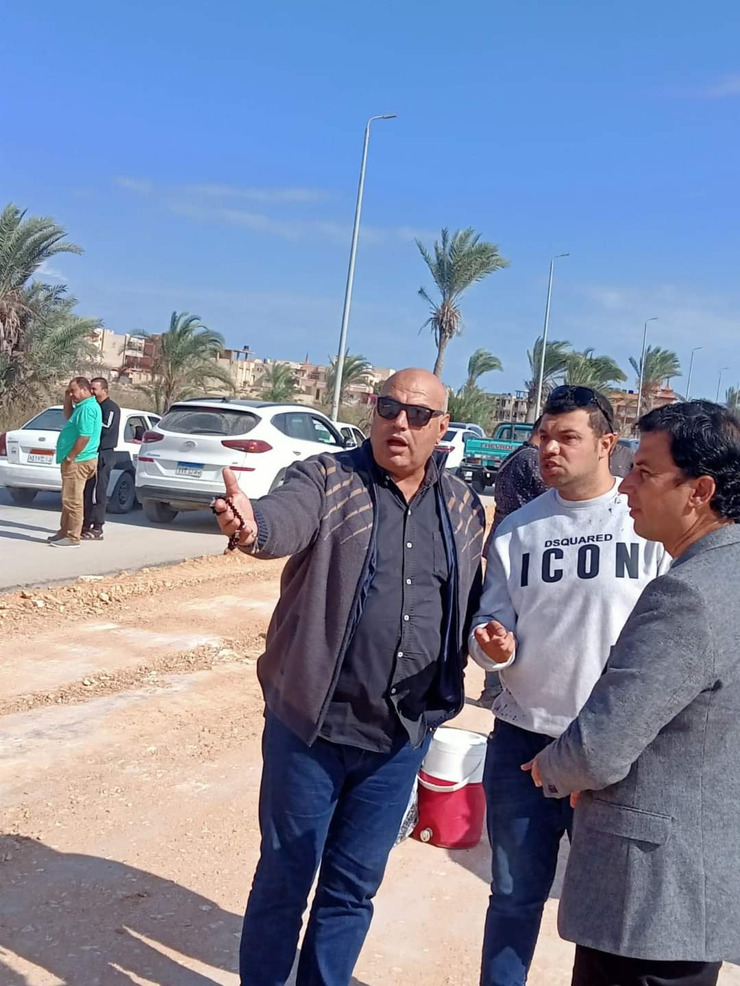 رئيس مدينة العريش يتفقد أعمال الطريق الدولي رئيس مدينة العريش يتفقد أعمال الطريق الدولي