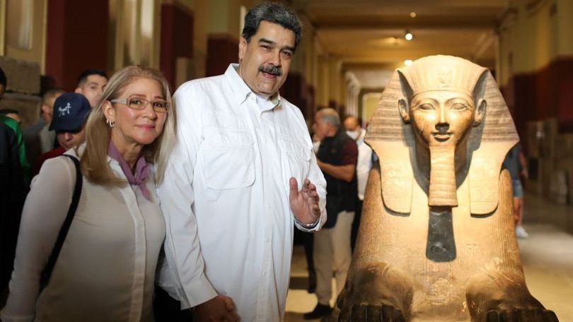 رئيس فنزويلا في المتحف المصري