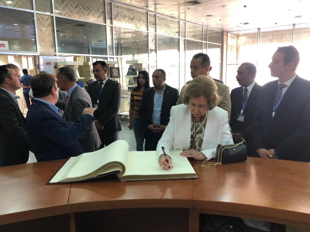 ملكة إسبانيا 