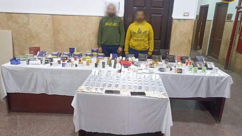 المتهمين عقب ضبطهم