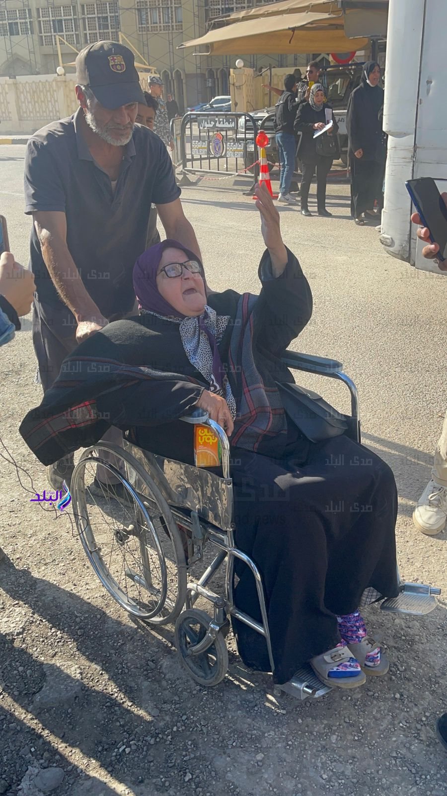 EEEECC40-028E-4305-8A44-D25DDEBB7C74