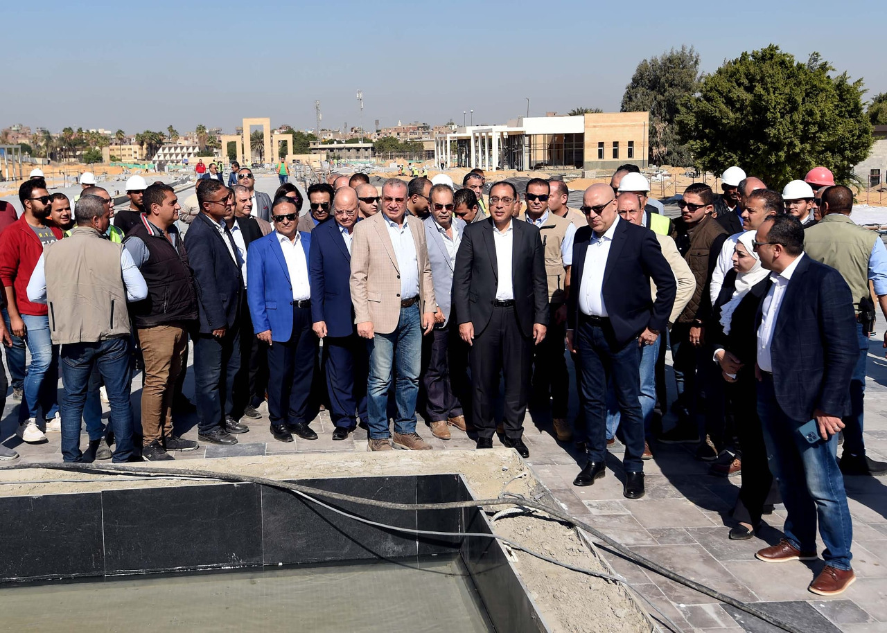 تفقد الدكتور مصطفى مدبولي  اليوم مشروعات تلال الفسطاط