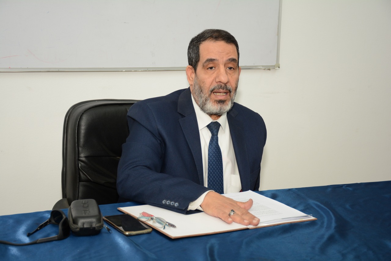 الدكتور أحمد حسين