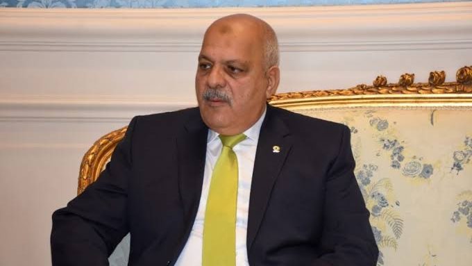 حازم حسني 