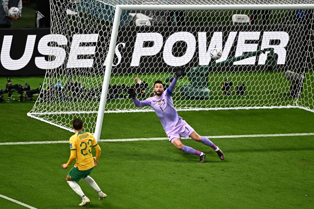 فرنسا وأستراليا