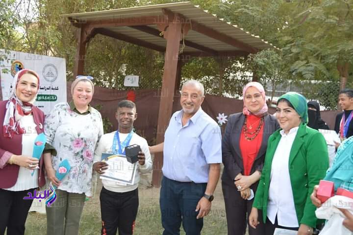 كلية الدراسات العليا للطفولة بجامعة عين شمس1