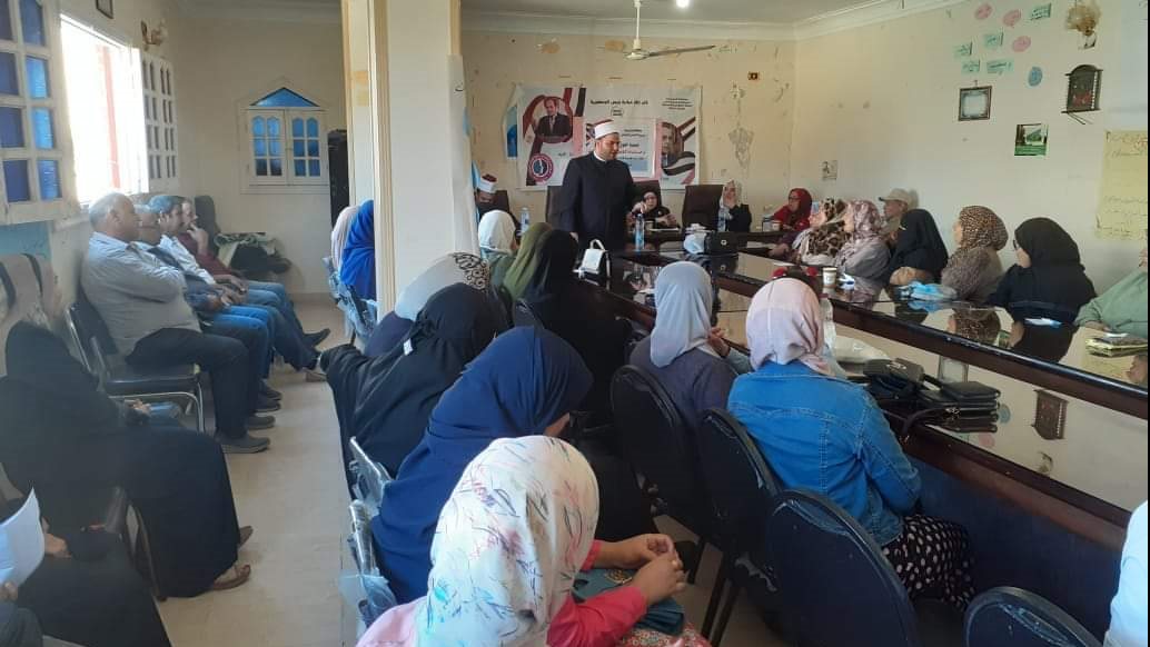 ندوة لقافلة الأزهر بجمعية حقوق المرأة 