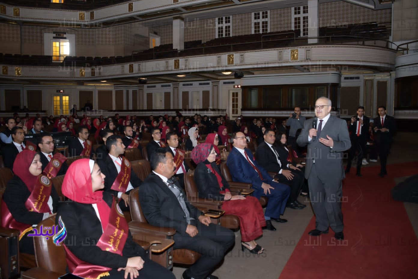 طلاب جامعة القاهرة