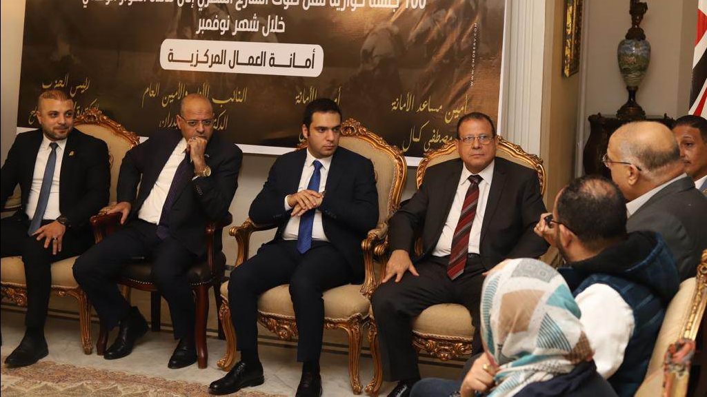  الدكتورمحمد بدران النائب الأول والأمين العام لحزب مصرأكتوبر