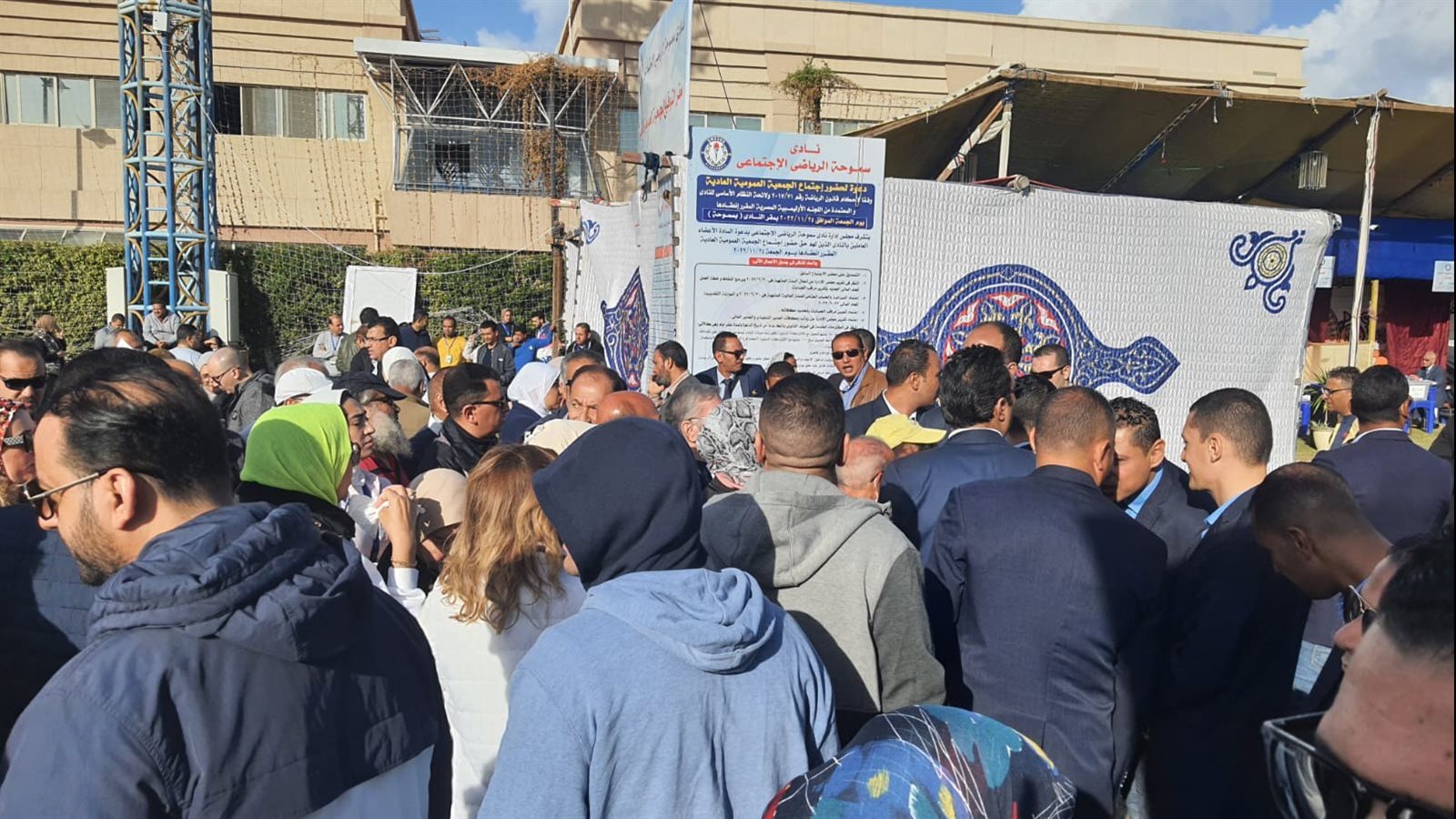 توافد الناخبين بانتخابات سموحة توافد الناخبين بانتخابات سموحة