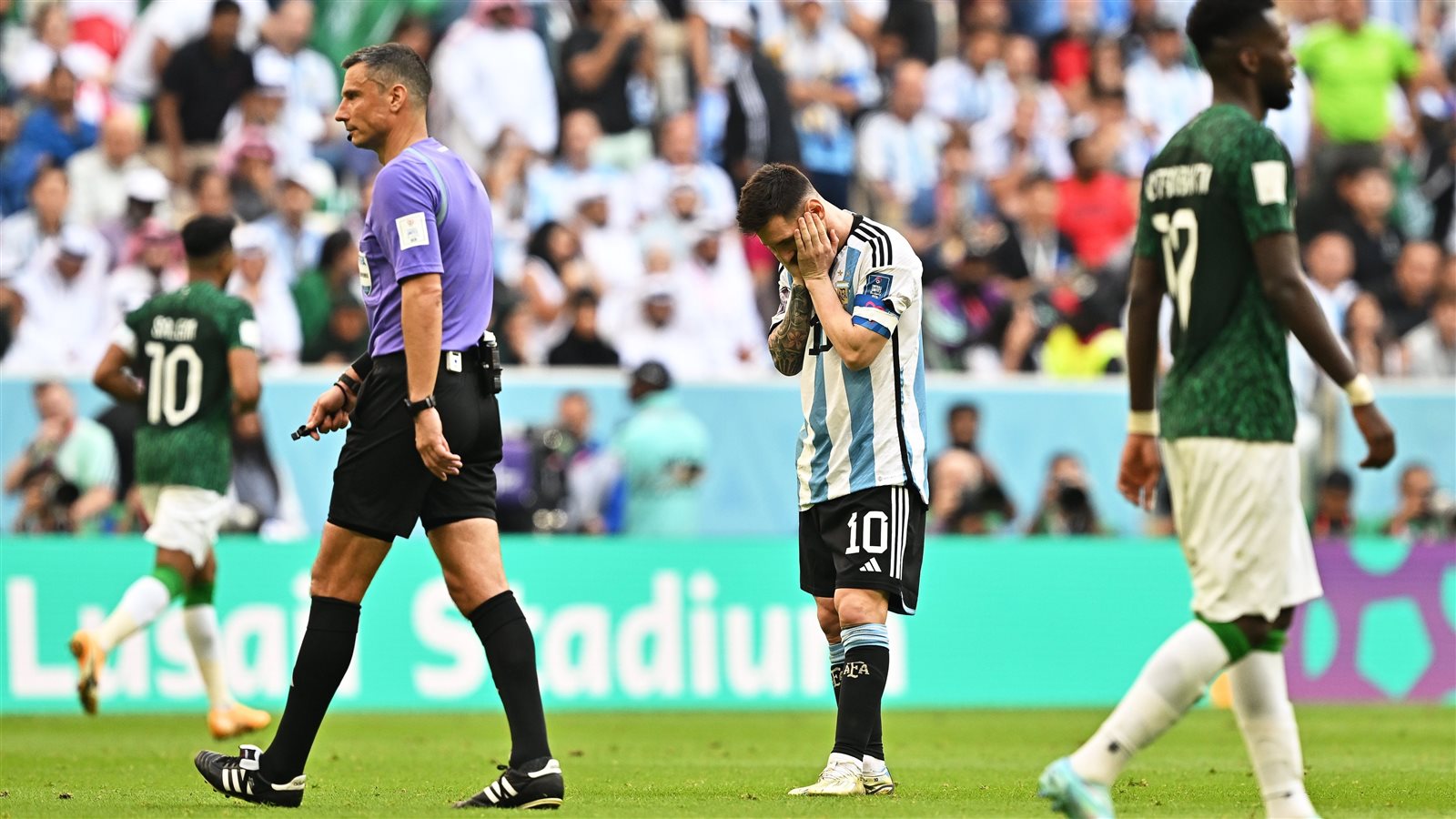 ليونيل ميسي قائد منتخب الأرجنتين