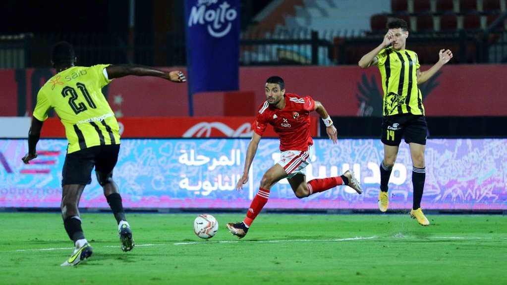 الاهلي والمقاولون العرب 