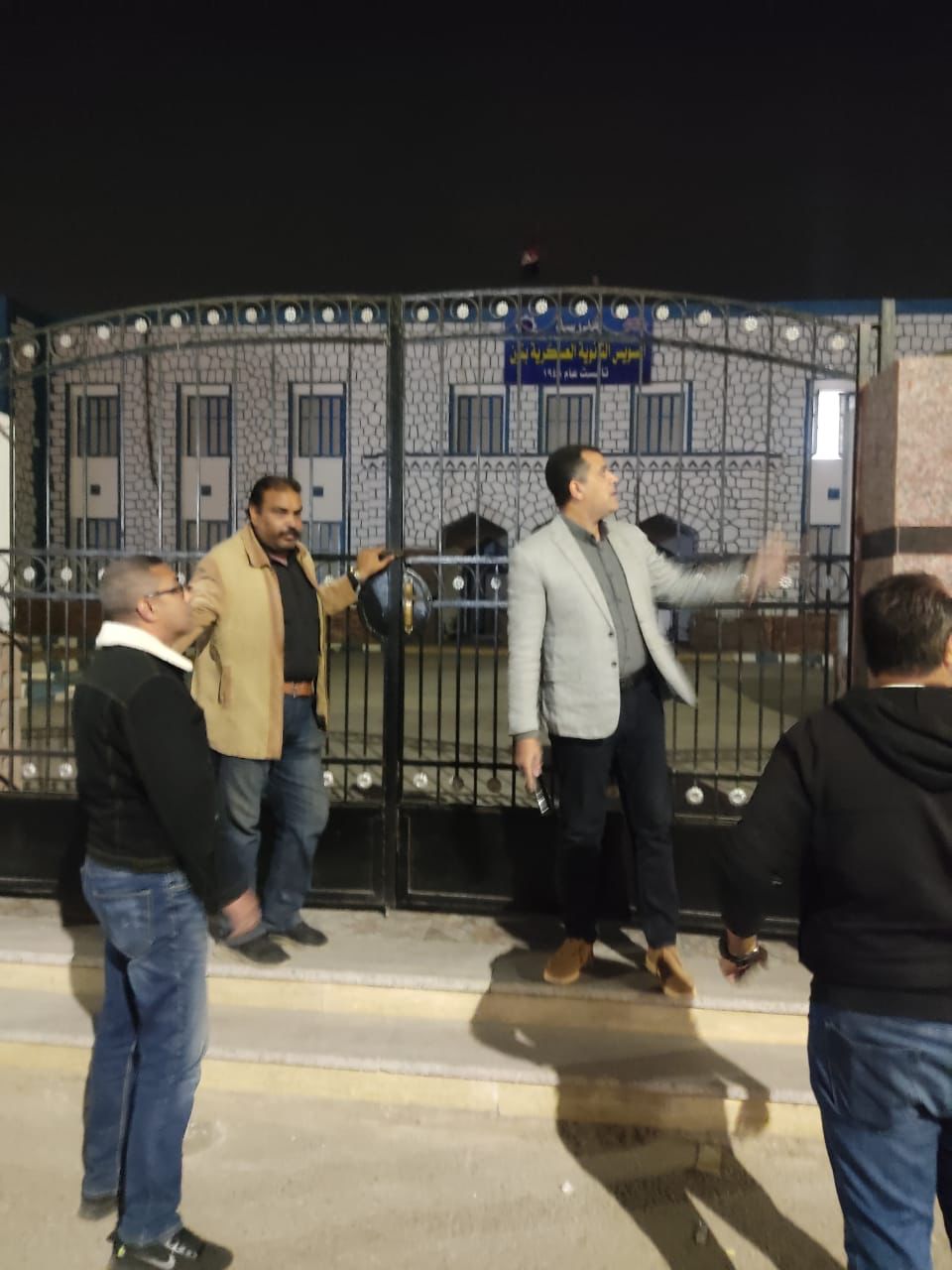تعليم السويس يكثف جولاته الليلية لمتابعة المدارس والمنشآت  