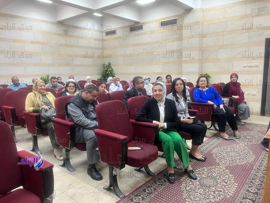ندوة بصيدلة عين شمس