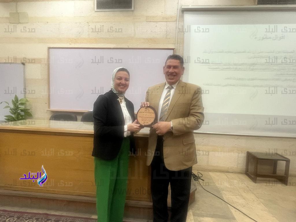 ندوة بصيدلة عين شمس