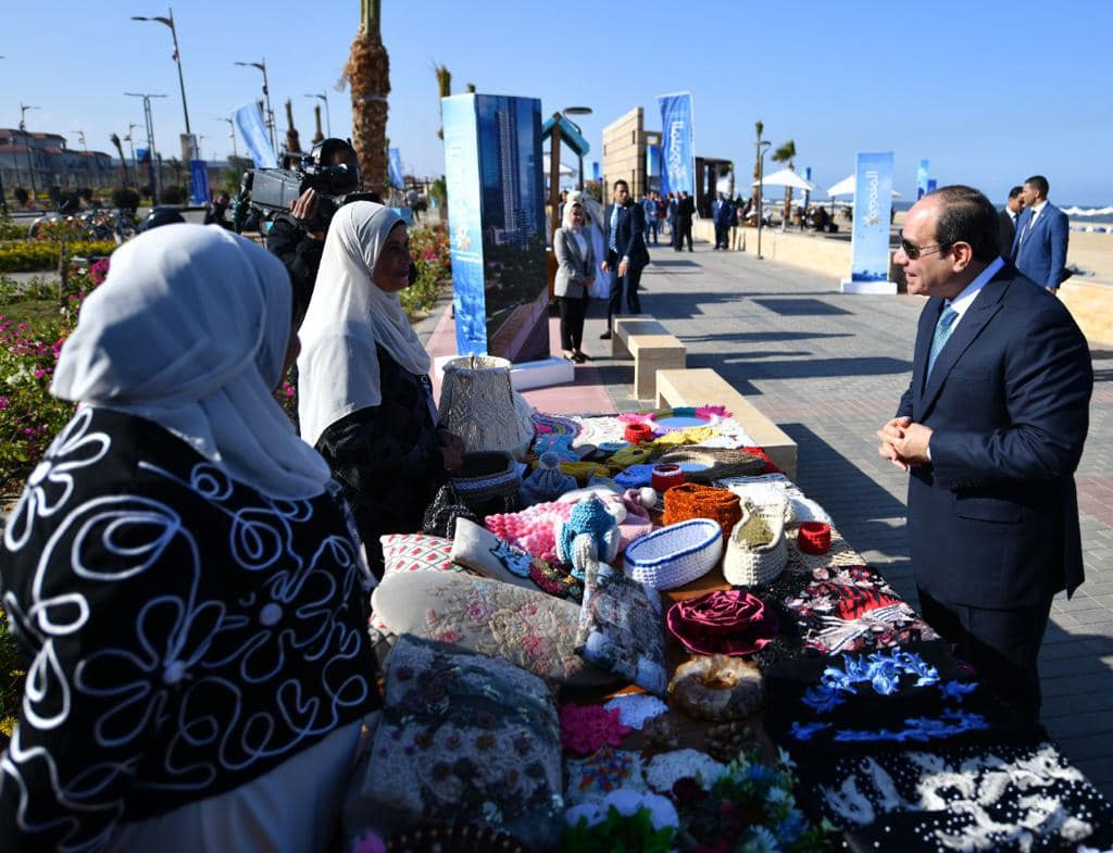 الرئيس السيسي يتفقد كورنيش مدينة المنصورة الجديدة