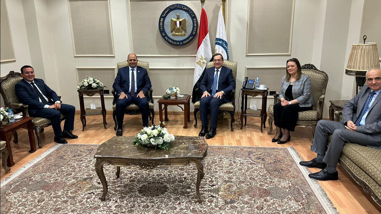 لجنة الطاقة بمجلس النواب تلتقي وزير البترول