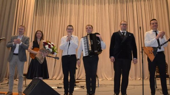 البلالايكا الروسية