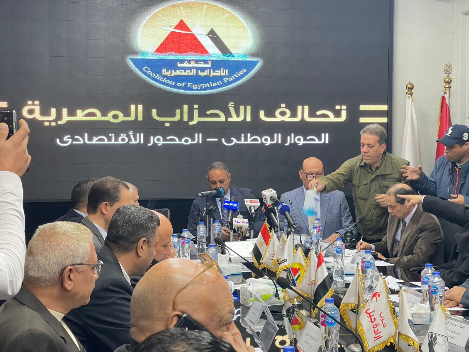 f0bcf299-5c50-4416-b84a-ca96408a3abb