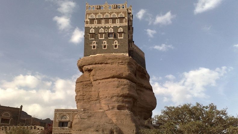 قصر دار الحجر 