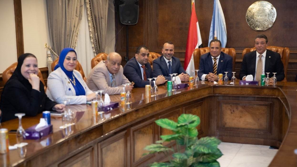 إجتماع حزب الشعب الجمهورى