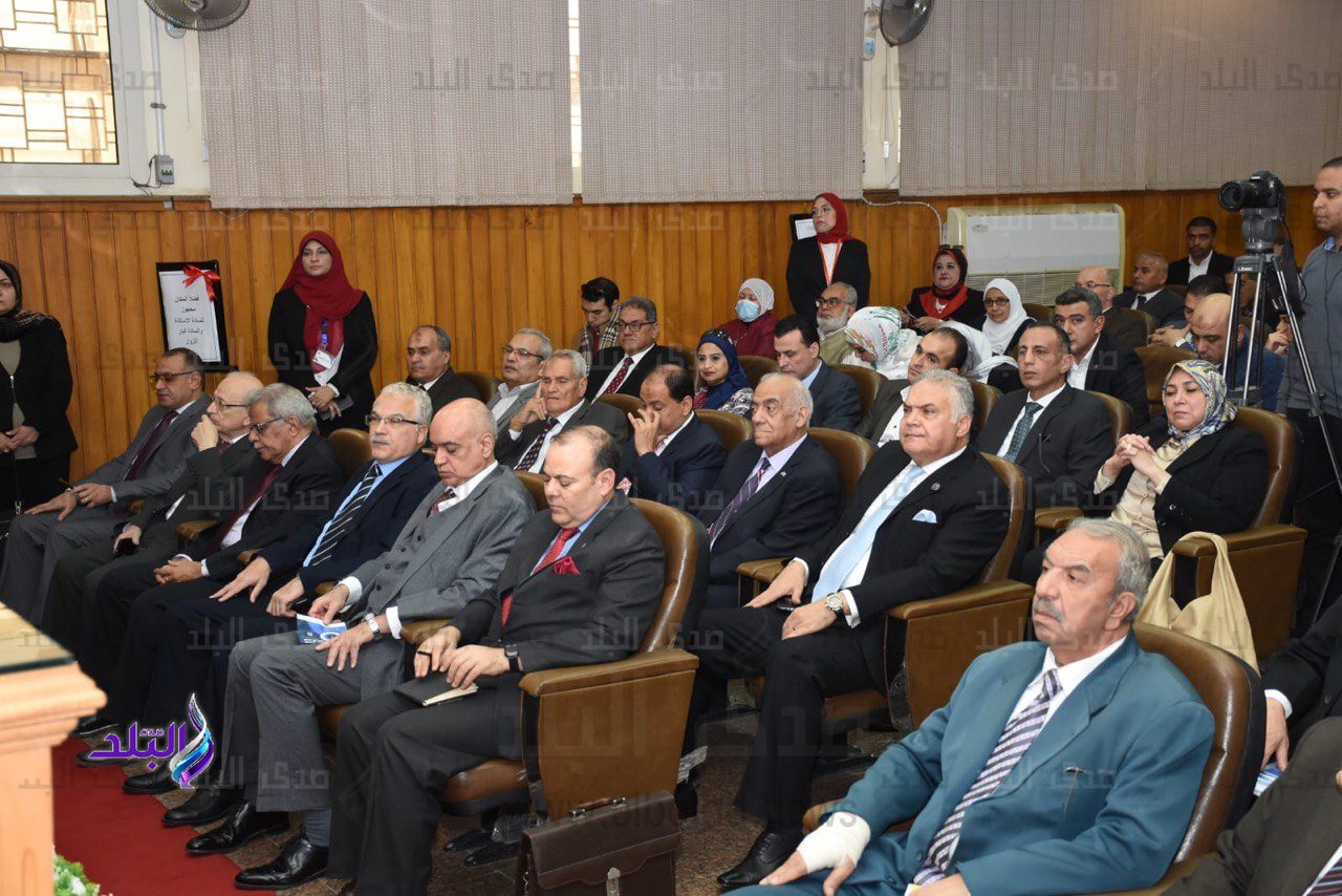 جامعة القاهرة