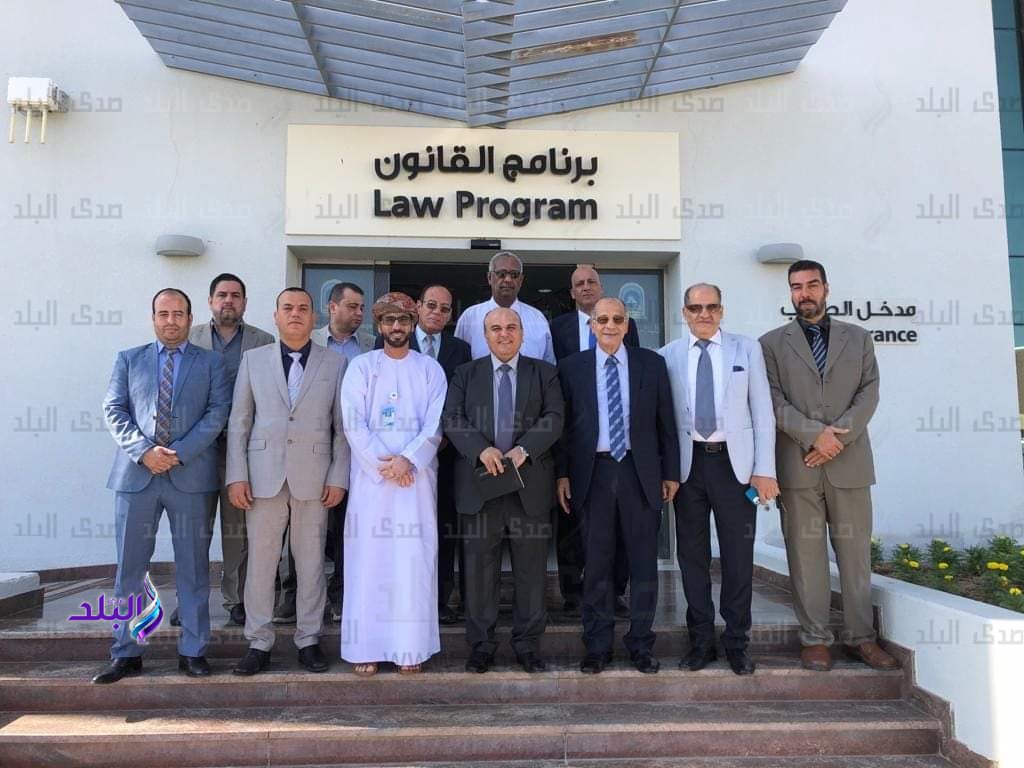 عميد حقوق عين شمس فى زيارة علمية لكلية البريمى الجامعية1