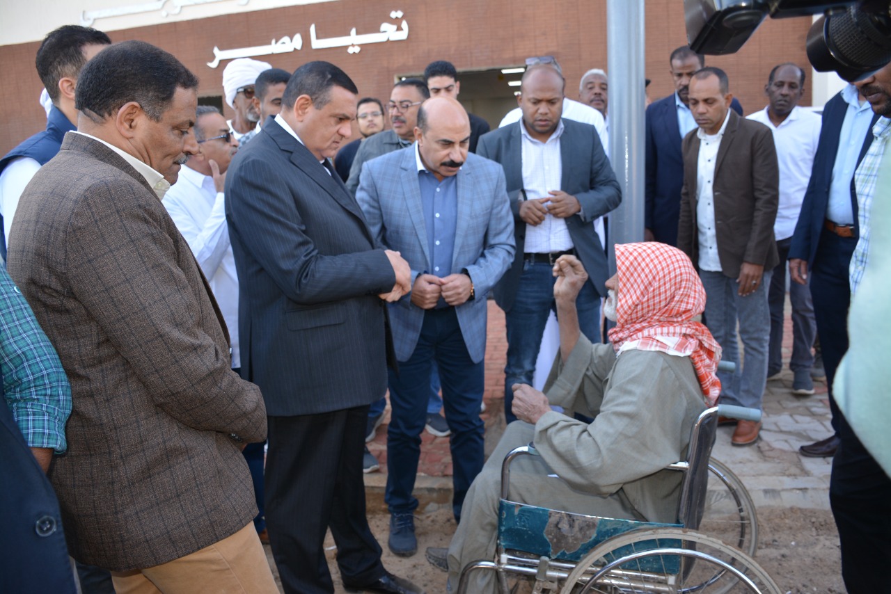 وزير التنمية المحلية 