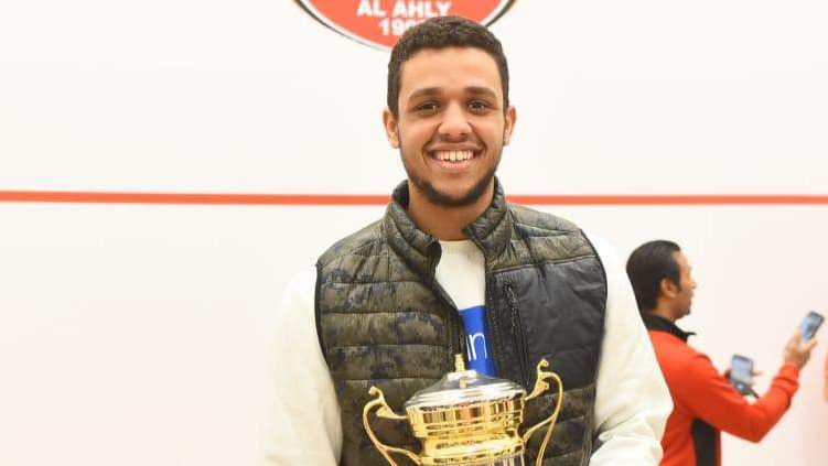 مصطفى عسل 