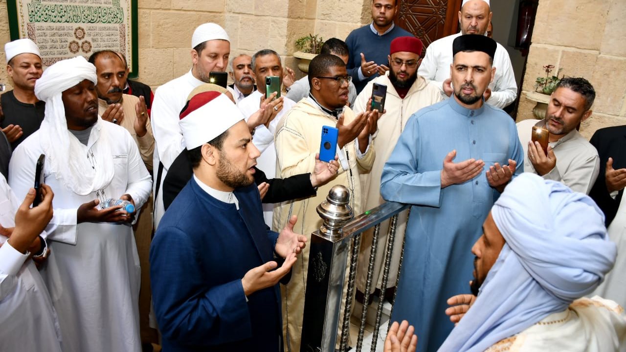 زيارة مسجد الإمام الحسين 