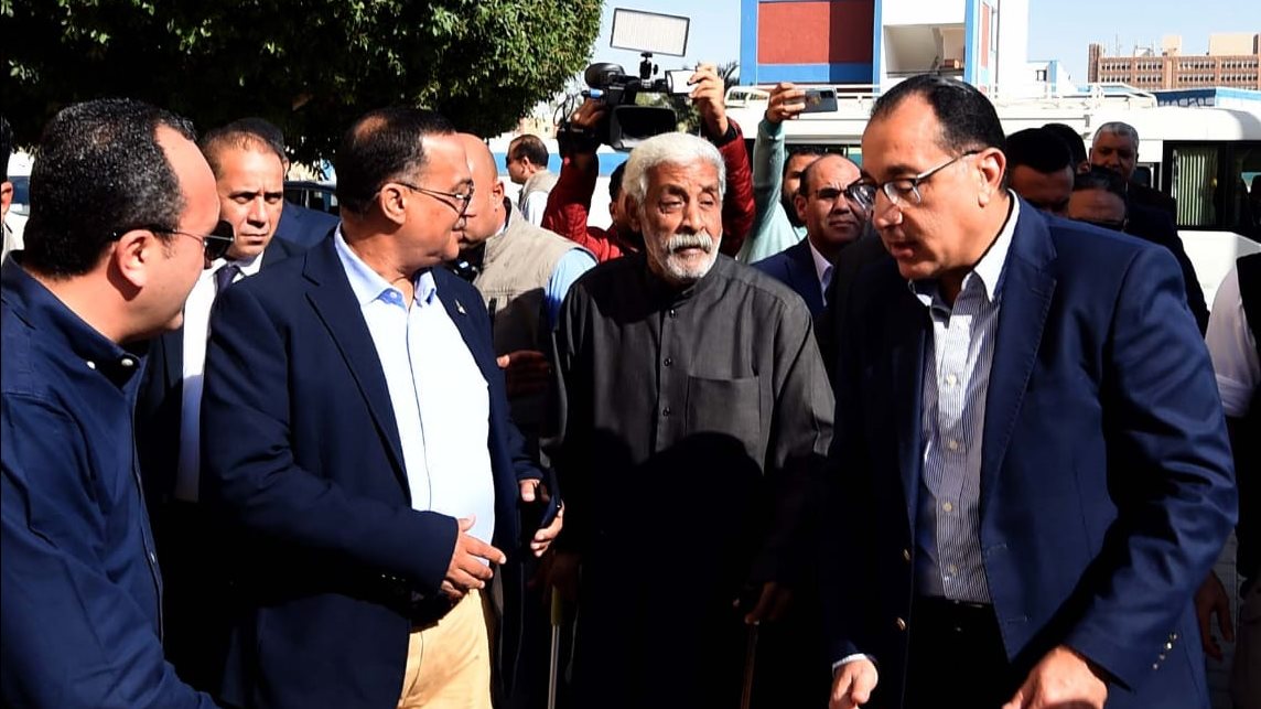 مصطفى مدبولي رئيس الوزراء في السويس