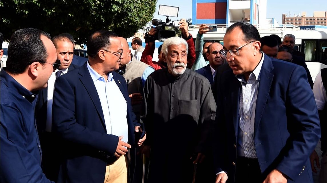 مصطفى مدبولي رئيس الوزراء في السويس