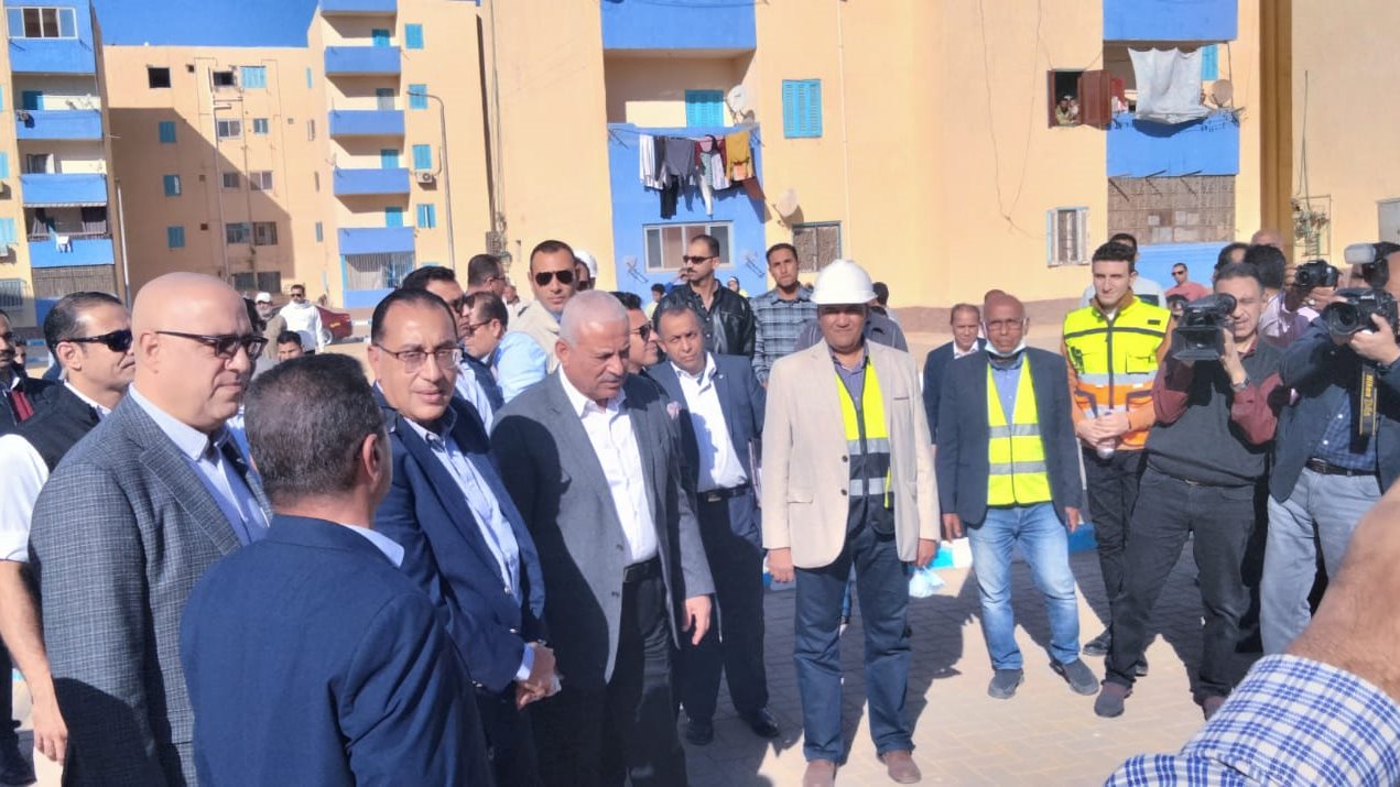 مصطفى مدبولي رئيس الوزراء في السويس