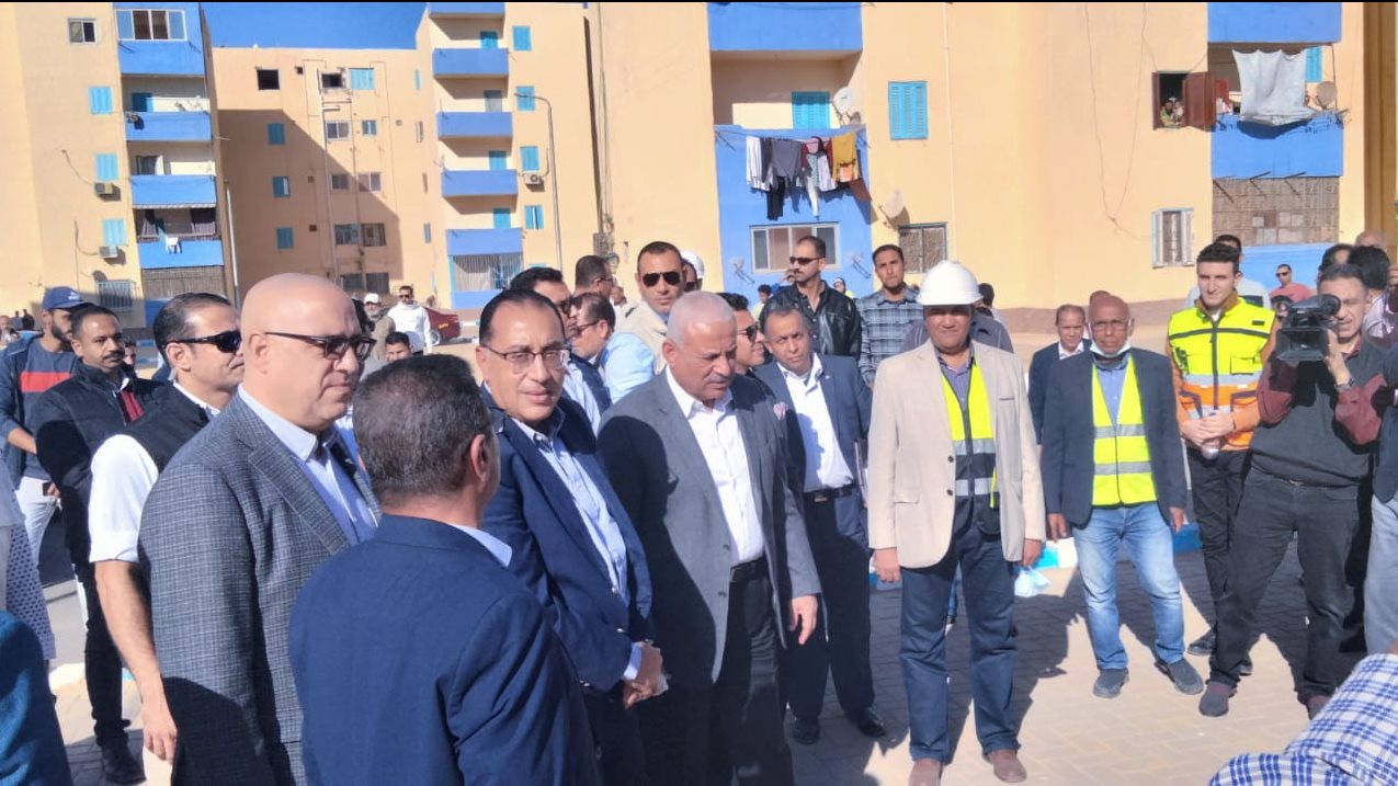 مصطفى مدبولي رئيس الوزراء في السويس