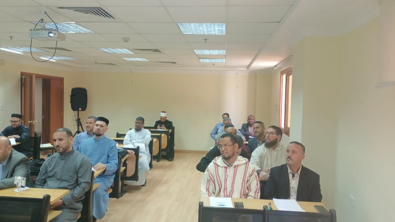دورة تدريبية لأئمة الجزائر دورة تدريبية لأئمة الجزائر