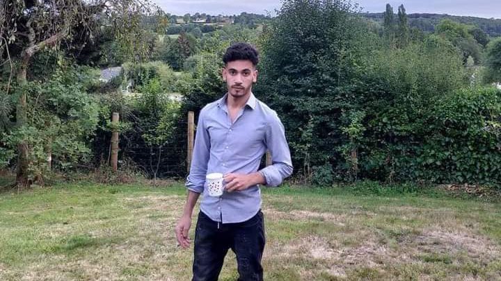 الشاب الضحية في دولة ايطاليا بسبب البرودة